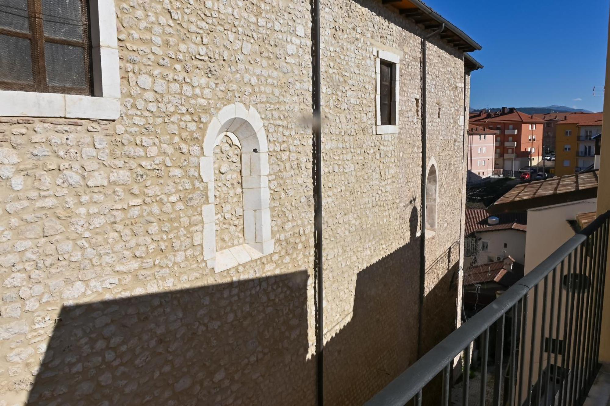 Il Vico Bed & Breakfast ลาควิลา ภายนอก รูปภาพ
